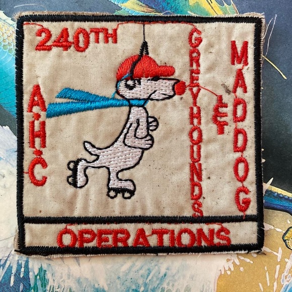 Vintage Greyhounds & Mad Dog Operations Skating Snoopy Cheesecloth Backed Patch - Picture 3 of 3